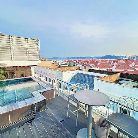 Green Suites Hotel ها لونغ المظهر الخارجي الصورة